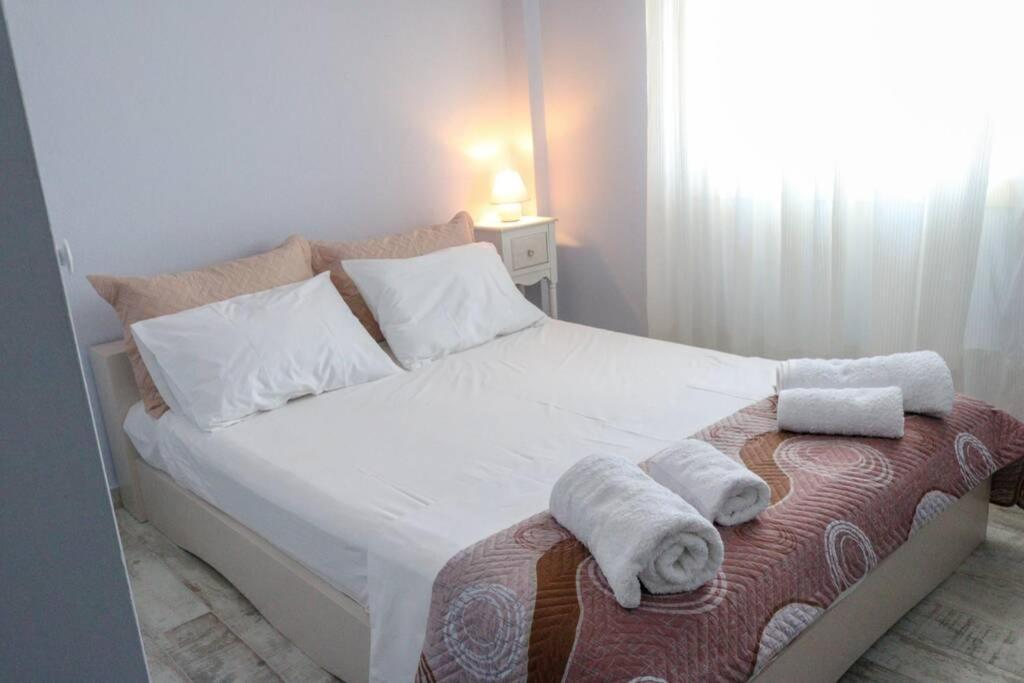 Apartamento Sunshine House Offering Spectacular Views To Olymp A Nea Iraklia Exterior foto