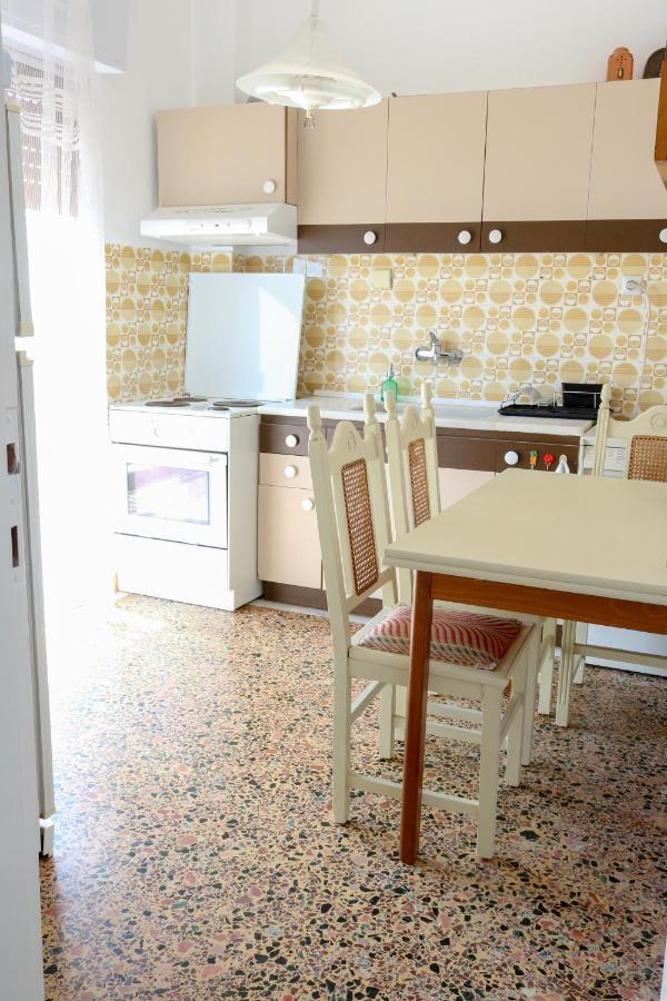Apartamento Sunshine House Offering Spectacular Views To Olymp A Nea Iraklia Exterior foto